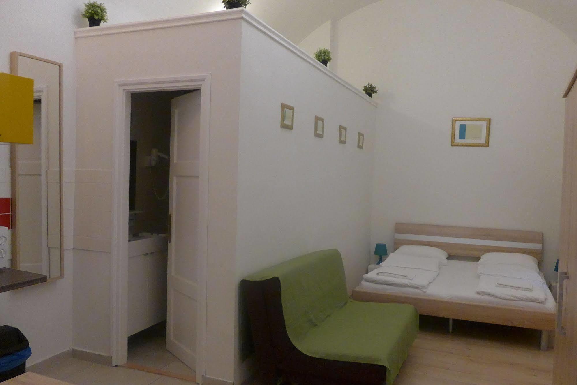 Amber Gardenview Budapest